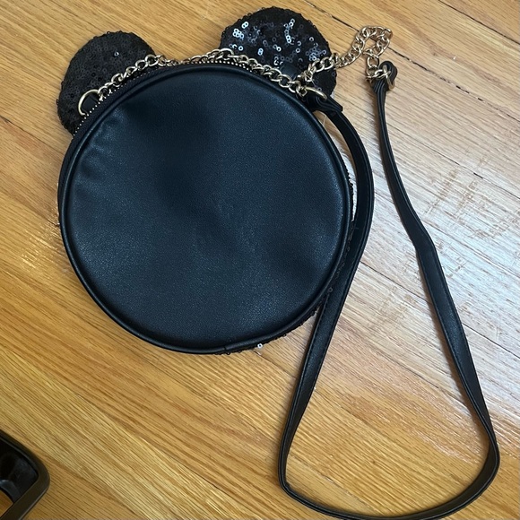 BNWOT Sequin Minnie Mouse Bag Crossbody Purse - Picture 2 of 4